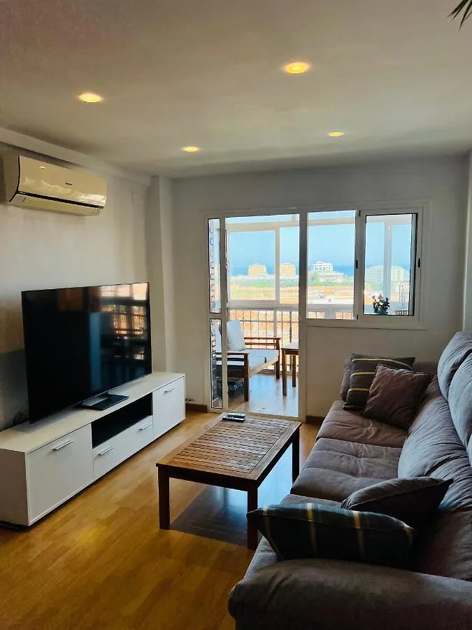 3 Bedrooms Apt With The Sea View location